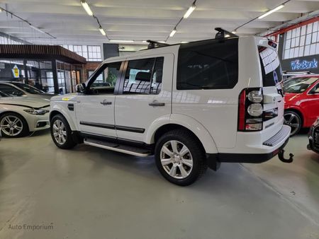 2014-Land-Rover-Discovery-4-30-TD-SD-V6-SE_11