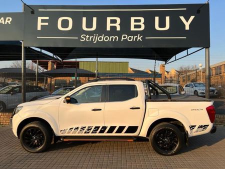 2020-Nissan-Navara-23D-Stealth-4x4-Double-Cab_2