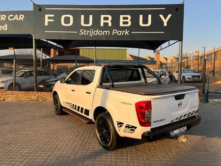2020-Nissan-Navara-23D-Stealth-4x4-Double-Cab_5