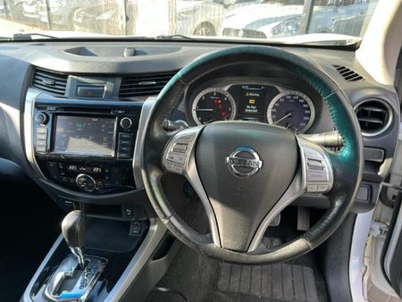 2020-Nissan-Navara-23D-Stealth-4x4-Double-Cab_6