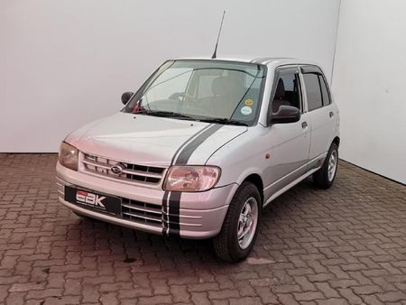 2000-Daihatsu-Cuore-10-Auto_2