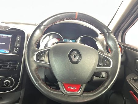 2016-Renault-Clio-IV-16-RS-200-Auto-Cup_12