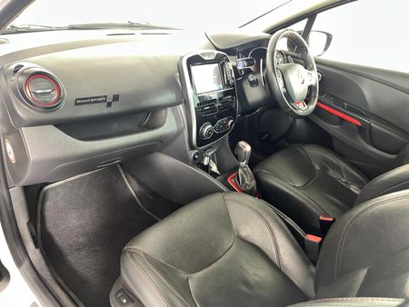 2016-Renault-Clio-IV-16-RS-200-Auto-Cup_8