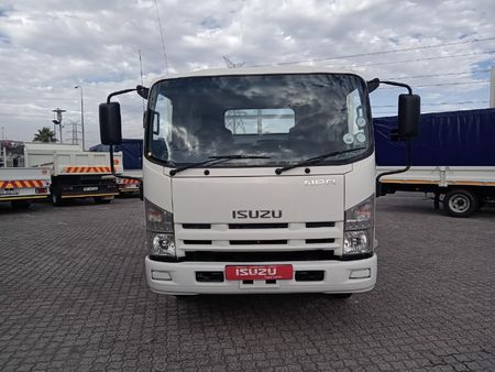 2018-Isuzu-NPR-400-Fc-Cc_1