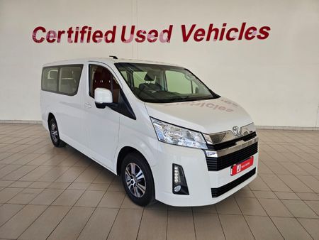 2021-Toyota-Quantum-28-GL-11-seat_0