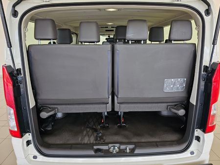 2021-Toyota-Quantum-28-GL-11-seat_9