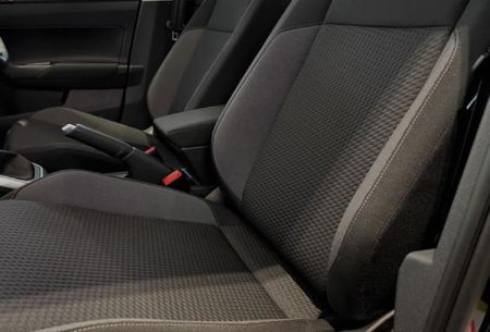 2026-Volkswagen-Polo-10-TSI-Life_7