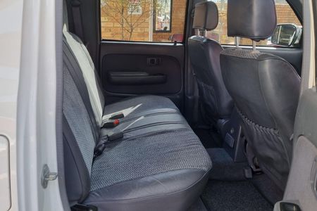 2005-Toyota-Hilux-30-KZ-TE-Raider-4x4-Double-Cab_20