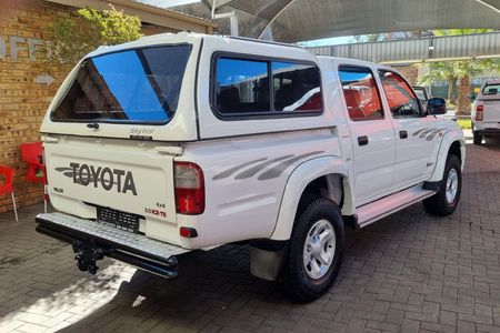 2005-Toyota-Hilux-30-KZ-TE-Raider-4x4-Double-Cab_3