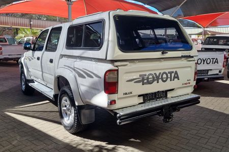 2005-Toyota-Hilux-30-KZ-TE-Raider-4x4-Double-Cab_5