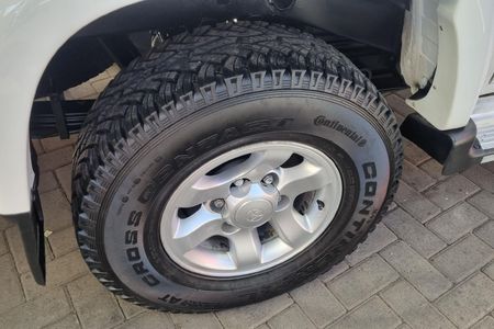 2005-Toyota-Hilux-30-KZ-TE-Raider-4x4-Double-Cab_8