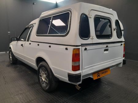 1989-Mazda-Rustler-1400_3