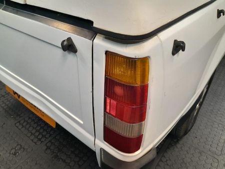 1989-Mazda-Rustler-1400_7