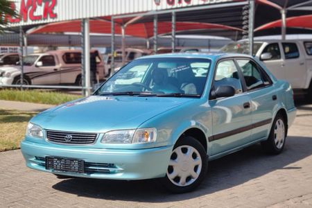 2000-Toyota-Corolla-180i-GLE_0
