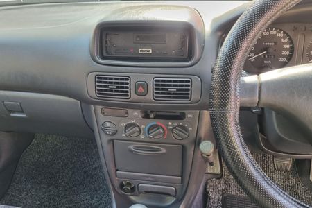 2000-Toyota-Corolla-180i-GLE_14