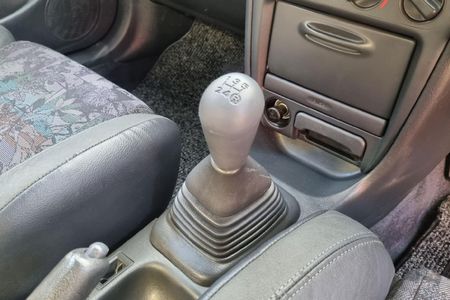 2000-Toyota-Corolla-180i-GLE_16