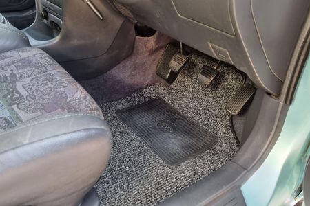 2000-Toyota-Corolla-180i-GLE_19