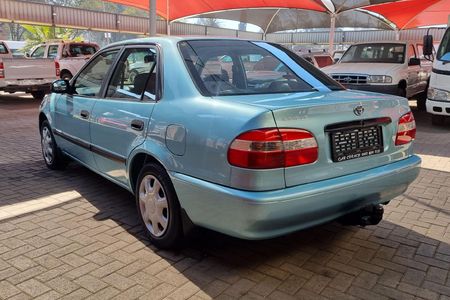 2000-Toyota-Corolla-180i-GLE_5