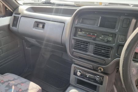 1999-Ford-Courier-2500D-LWB_15