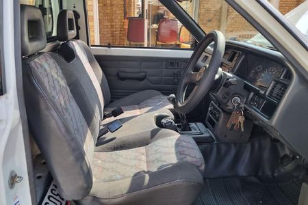 1999-Ford-Courier-2500D-LWB_18