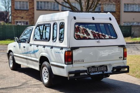 1999-Ford-Courier-2500D-LWB_1