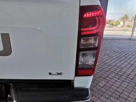 2021-Isuzu-D-Max-300-LX-Auto-Double-Cab_6