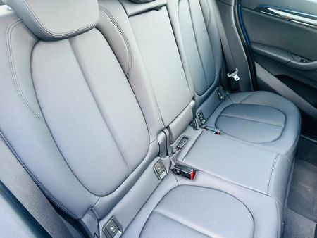 2021-BMW-X1-sDrive20d-M-Sport-Auto_8