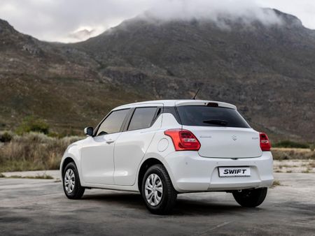2024-Suzuki-Swift-12-GL_3
