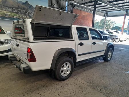 2010-Isuzu-KB-250D-Teq-Double-Cab-LE_5