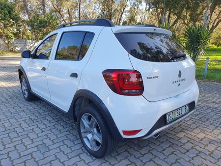 2021-Renault-Sandero-900T-Stepway-Expression_11