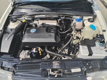 2002-Volkswagen-Polo-Playa-14-S_13