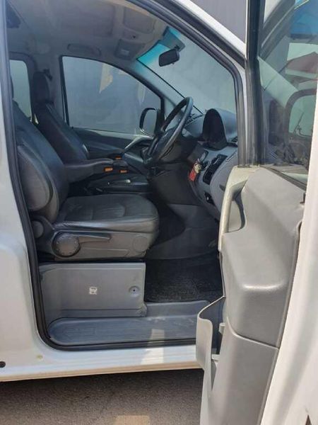 2005-Mercedes-Benz-Vito-115-CDI-CrewBus_6