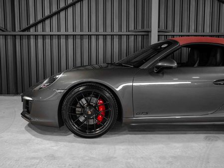 2017-Porsche-911-Carrera-GTS-Cabriolet-Auto_14