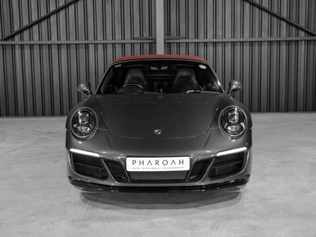 2017-Porsche-911-Carrera-GTS-Cabriolet-Auto_2