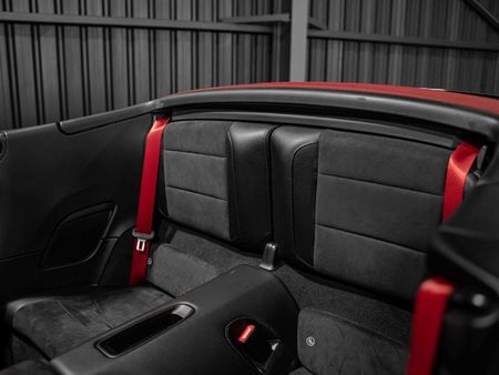 2017-Porsche-911-Carrera-GTS-Cabriolet-Auto_6