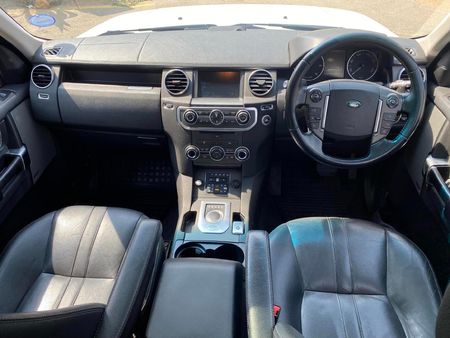 2014-Land-Rover-Discovery-4-30-TD-SD-V6-SE_10