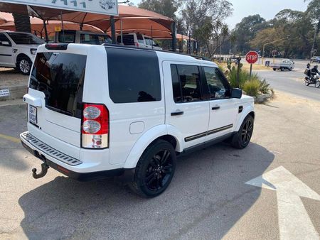 2014-Land-Rover-Discovery-4-30-TD-SD-V6-SE_6