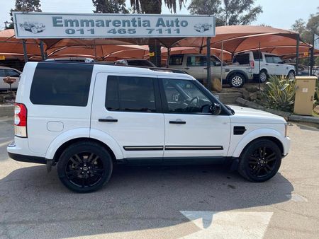 2014-Land-Rover-Discovery-4-30-TD-SD-V6-SE_7