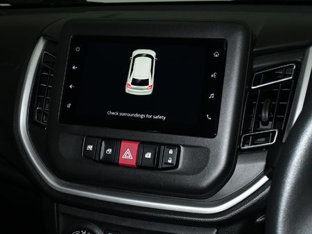 2023-Toyota-Vitz-10-XR-AMT_16