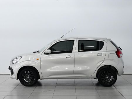 2023-Toyota-Vitz-10-XR-AMT_4