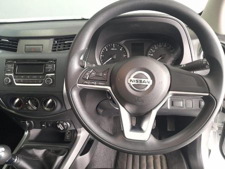2024-Nissan-Navara-25-DDTi-SE-4X4-Single-Cab_8