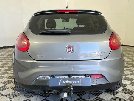 2012-Fiat-Bravo-14-T-Jet-Sport_16