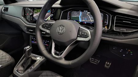 2023-Volkswagen-Polo-10-TSI-R-Line-Auto_9