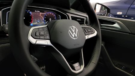 2023-Volkswagen-Polo-10-TSI-R-Line-Auto_6