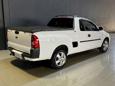 2010-Opel-Corsa-Utility-18-Sport_12