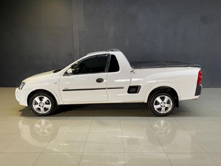 2010-Opel-Corsa-Utility-18-Sport_1