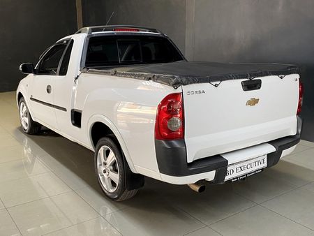 2010-Opel-Corsa-Utility-18-Sport_2