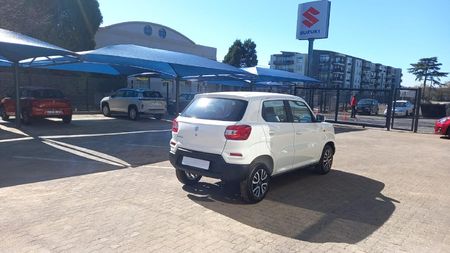 2026-Suzuki-S-Presso-10-GL_7