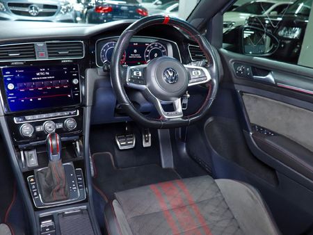 2020-Volkswagen-Golf-VII-GTI-20-TSI-Auto-TCR_14