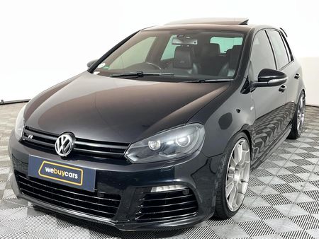 2012-Volkswagen-Golf-VI-20-TSI-R-Auto_0